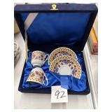 Teacup and saucer sets