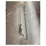 Shelf clamp, furnace drag