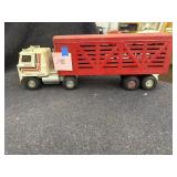 Ertyl truck with animal hauler