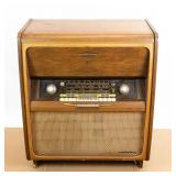 Grundig Consul Radio/Phono Combo (Model 8058)