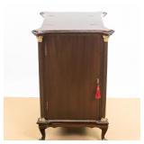 Victor VI Aftermarket Mahogany Record Cabinet
