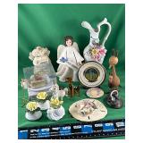 Cheesecake Pillbox & statues