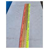 4 Yard Sticks