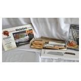 Cutting Board & Kitchen Knives