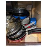 Contents of Center Kitchen Isle