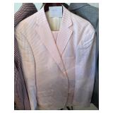 10 - 44R Men's Suits