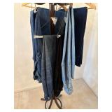 6-Pair of Assorted Sizes Like new 33-40