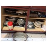 Lower Cabinet Baking Sheets, Pots & Pans