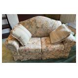 Matching Loveseat 65'X37'X37' w/2- Pillows