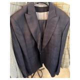 9 - 46R Men's Suits