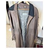 Brown Bachrach Raincoat Size 42 Reg