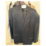 11 - 46R Men's Suits