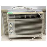 GE 110V Air Conditioner - 5000BTU
