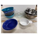 2-SS (Strainer & Bowl), Plastic bowls