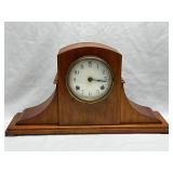 Elco by Waterbury 1917 Oak Pendulum & Key Runs