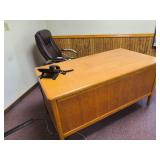 6-Drawer Oak Office Desk 60X32X30 & Office Chair