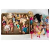 Flat of 4' Dolls