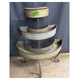 Metal Plant Stand 29'X15'X38'