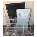 Med. dog Cage mw/Tray 37'X20'X26'
