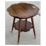 Round Scalloped Oak Table 24'X29' Clawfoot