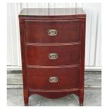 Mahanay Nightstand 3-Drawer 21'X15'X32'
