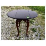 Side Drop Leaf Table Mahogany 32'X28'X24'
