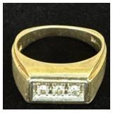 10kt Men's Ring w/3-White Stones