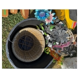 Yard deco