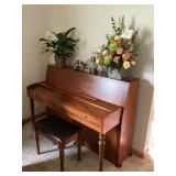 Baldwin piano good condition