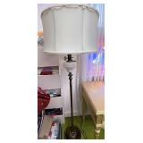 Floor lamp