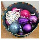 assorted Christmas ornament box included