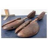 Shoe stretchers