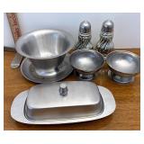 oneida assorted kitchen items, including
