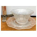 Elegant glass mayo dish