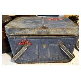Metal picnic basket