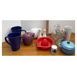 assorted kitchen items, including juicer