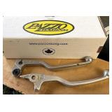 Pazzo racing clutch and brake handles