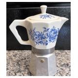Tea pot