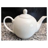 Tea pot