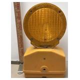 highway caution light