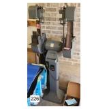 Rockwell Dual Voltage Pedestal Grinder
