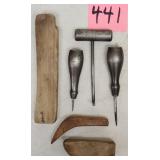 Early Iron Handle Cobbler