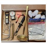 Hook Removers & Scales