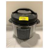 CROCK POT BRAND INSTANT POT