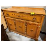 ANTIQUE WOODEN 4FT LONG KITCHEN CABINET W/