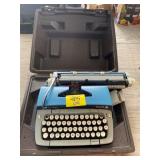SMITH CORONA GALAXIE TWELVE TYPEWRITER