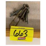 RING OF VINTAGE METAL KEYS