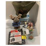 CRAFT STORAGE CONTAINER W/ CONTENTS, NON-WOVEN