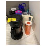 MR COFFEE MACHINE, GROUP OF TRAVEL THERMOS MUGS