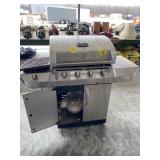 COMMERCIAL SERIES CHAR-BROIL PROPANE GRILL W/